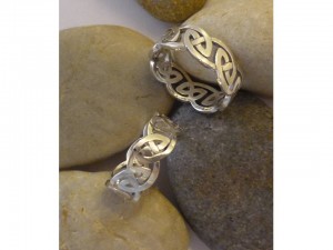 Celtic knot style wedding bands